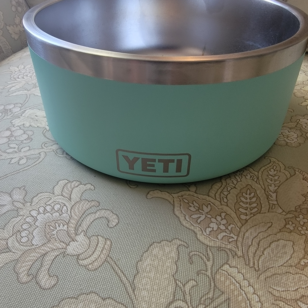 Yeti Dog Bowl